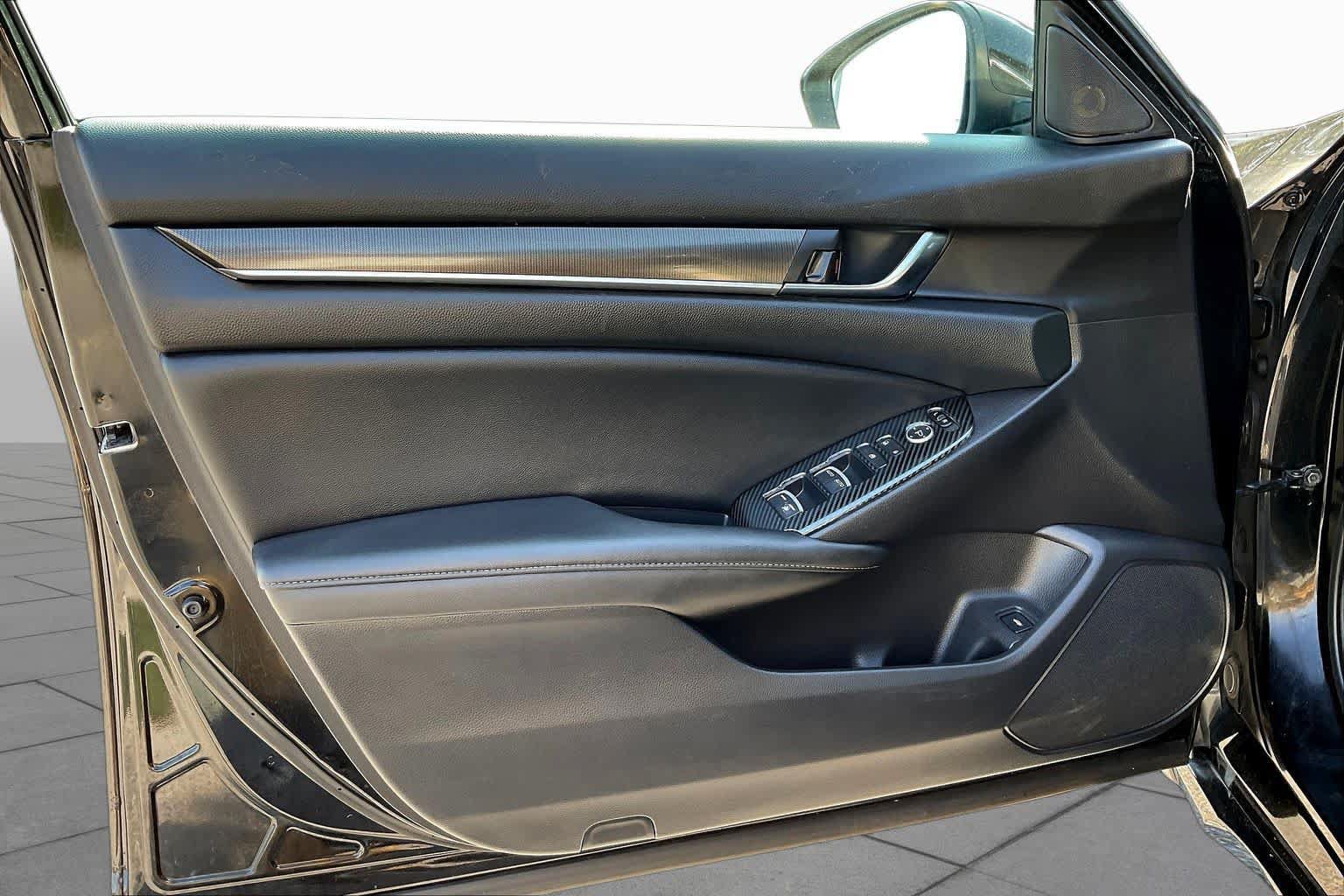 Used 2022 Honda Accord Sport image 21