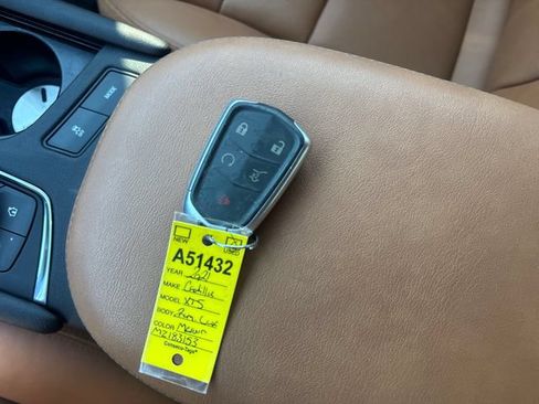 Used 2021 Cadillac XT5 Premium Luxury AWD/4WD image 33
