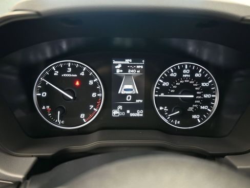 Used 2024 Subaru Crosstrek 2.0i Premium image 25