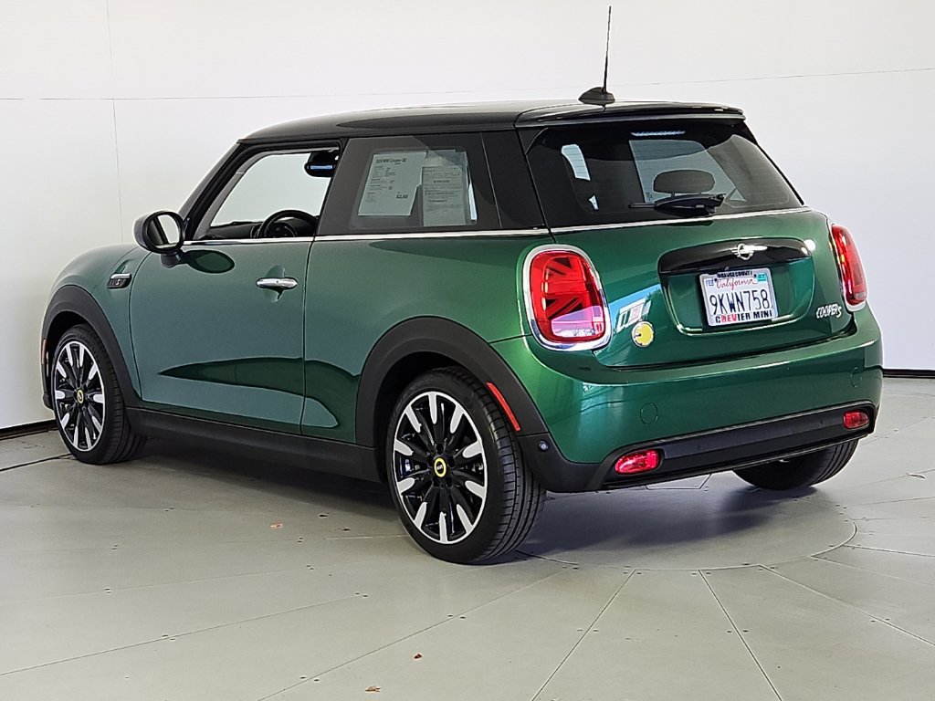 Used 2024 MINI Cooper SE FWD image 9