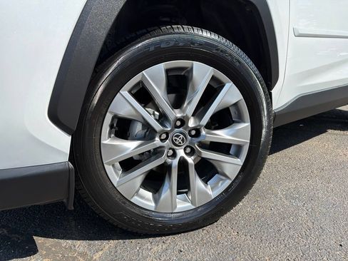 Used 2025 Toyota RAV4 XLE Premium FWD image 2
