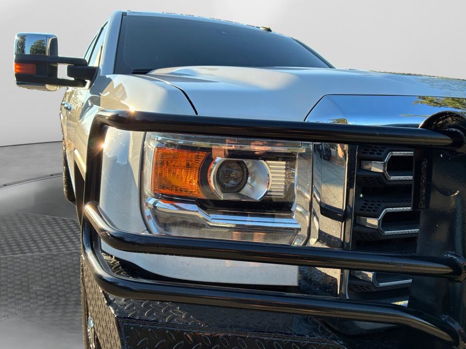 Used 2015 GMC Sierra 2500 SLT w/ Driver Alert Package AWD/4WD image 24