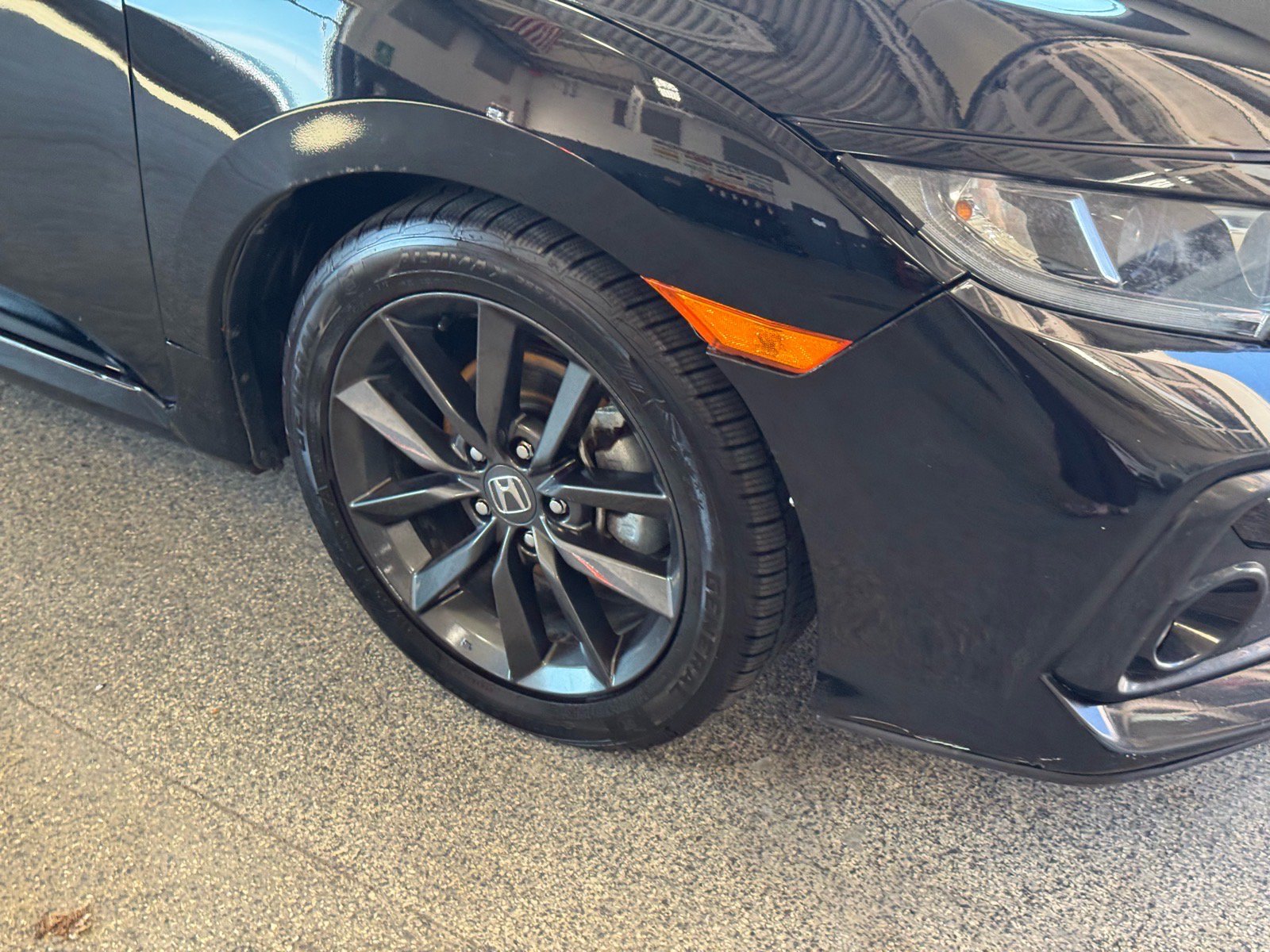 Used 2021 Honda Civic EX image 4