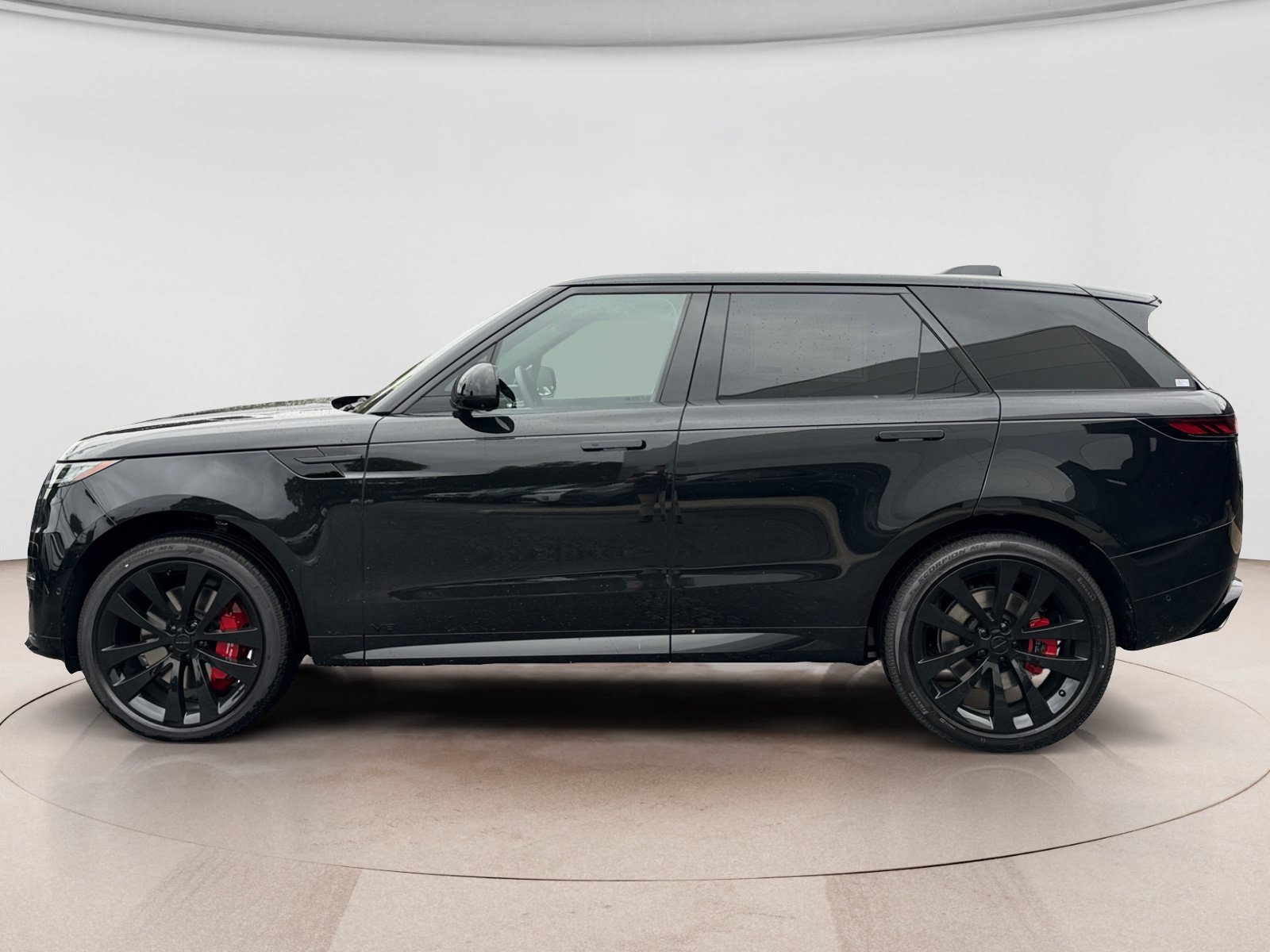 New 2027 Land Rover Range Rover Sport Dynamic SE AWD/4WD image 2