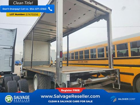Used 2018 Ford F750 2WD Regular Cab Super Duty image 4