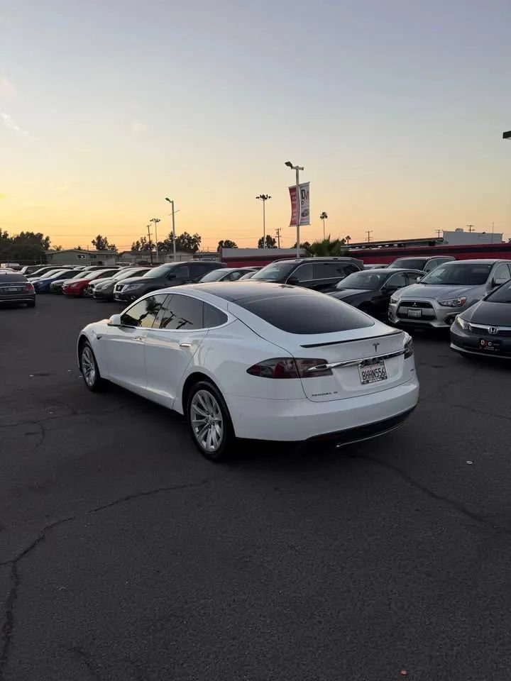 Used 2016 Tesla Model S 90D AWD/4WD image 5