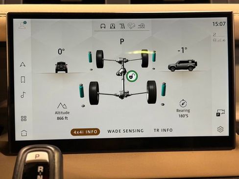 Used 2022 Land Rover Defender 110 X-Dynamic SE image 35