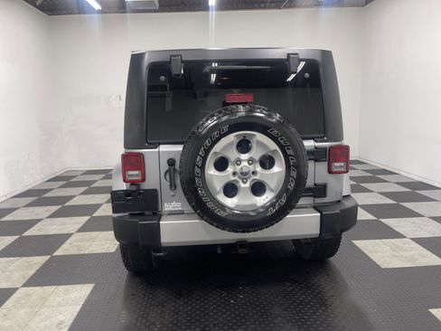 Used 2013 Jeep Wrangler Unlimited Sahara w/ Dual Top Group image 3