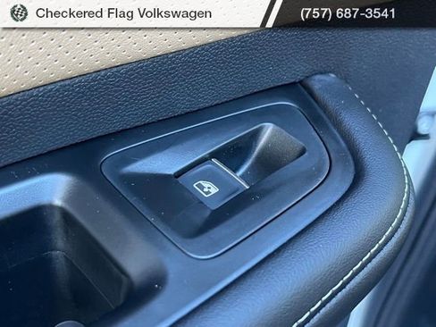 New 2026 Volkswagen Atlas SE image 26