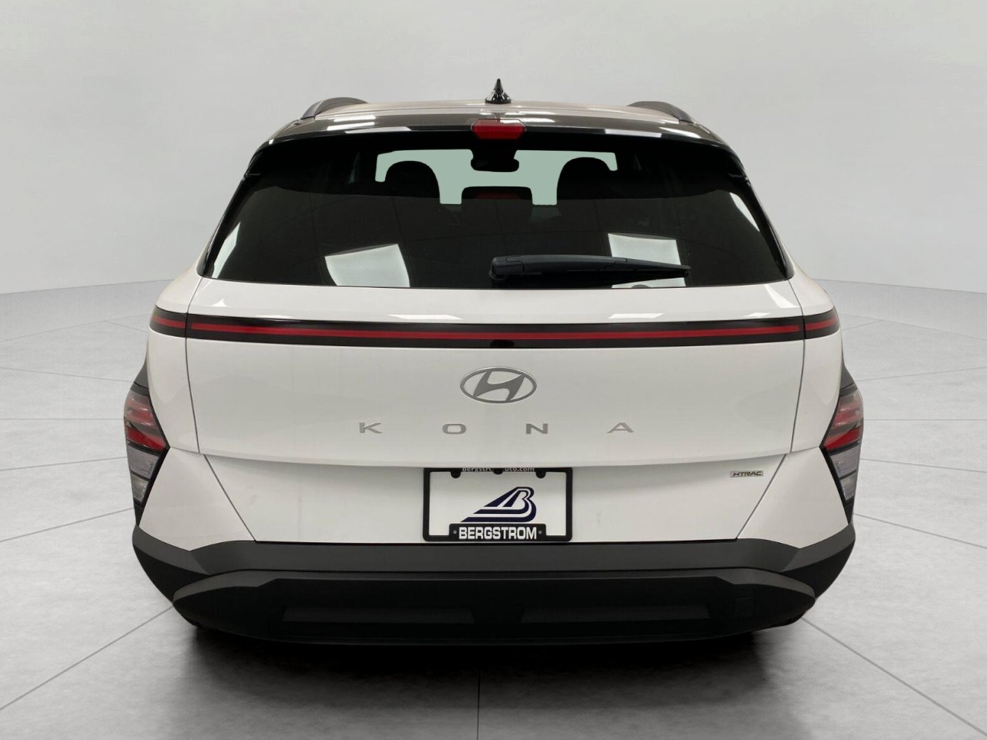 New 2027 Hyundai Kona SEL Sport AWD/4WD image 4