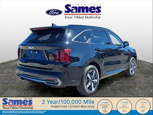 Used 2023 Kia Sorento S w/ Panoramic Sunroof Package image 6
