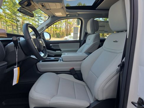 New 2026 Ford Expedition Max Platinum AWD/4WD image 17