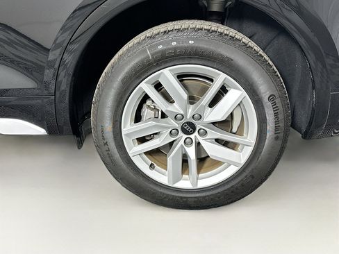 Used 2023 Audi Q5 2.0T Premium w/ Convenience Package AWD/4WD image 11