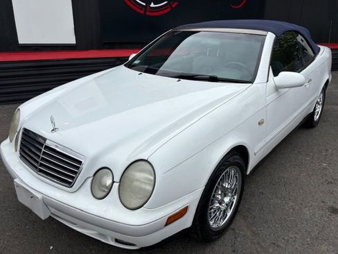 Used 1999 Mercedes-Benz CLK 320 Cabriolet image 1