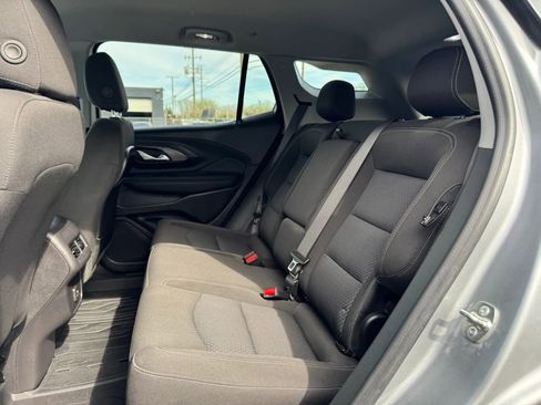 Used 2024 GMC Terrain SLE w/ Driver Convenience Package image 20