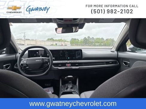 Used 2025 Kia K4 EX FWD image 22