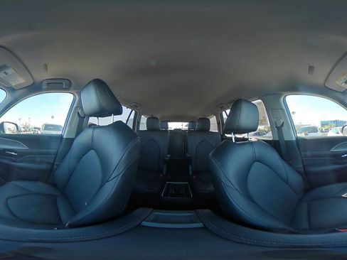 Used 2025 Toyota Grand Highlander FWD image 44