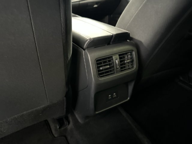 Used 2023 Nissan Rogue SV AWD/4WD image 31