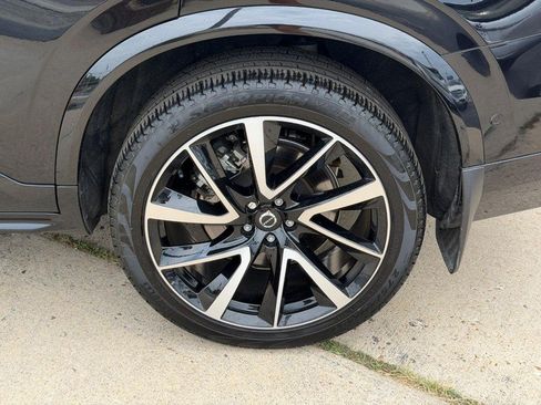 Certified 2024 Volvo XC90 B6 Plus w/ Protection Package Premier AWD/4WD image 8