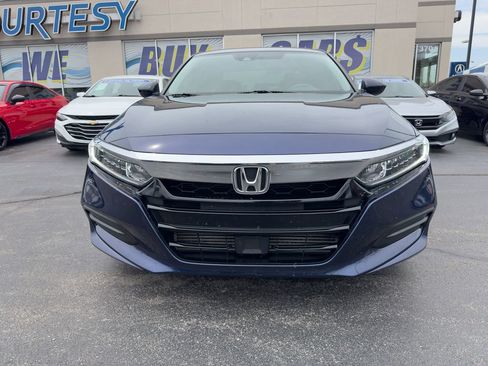Used 2020 Honda Accord LX image 2
