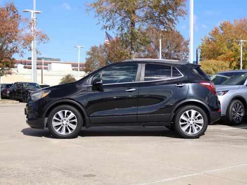 Used 2018 Buick Encore Preferred image 3