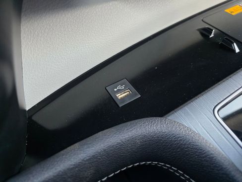 Used 2026 Toyota Sienna LE image 64