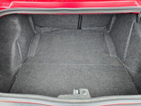 Used 2017 Dodge Challenger R/T Scat Pack w/ Leather Interior Group image 12