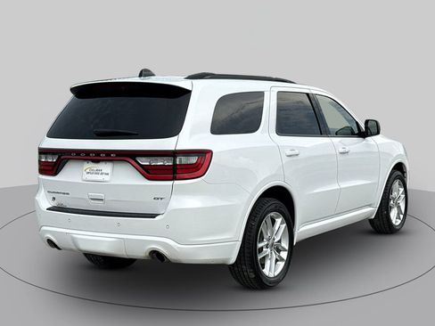 Used 2024 Dodge Durango GT AWD/4WD image 3