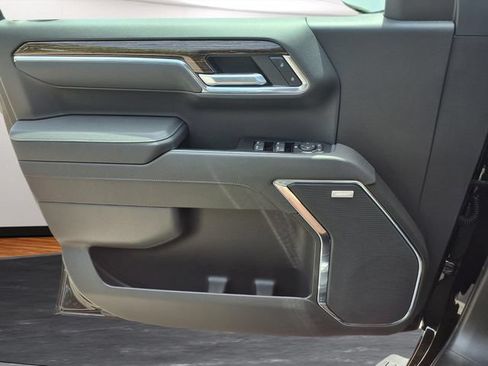 New 2026 GMC Sierra 1500 Elevation w/ Preferred Package AWD/4WD image 14