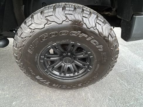 Used 2010 Jeep Wrangler Unlimited Sport w/ Trailer Tow Group AWD/4WD image 29