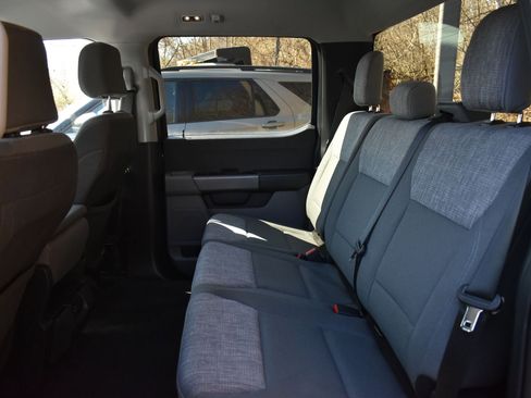 Used 2023 Ford F150 XLT w/ Trailer Tow Package image 15