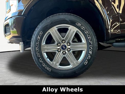 Used 2019 Ford F150 XLT w/ Equipment Group 302A Luxury AWD/4WD image 33
