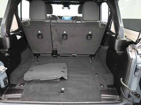 Used 2024 Jeep Wrangler Unlimited Sport AWD/4WD image 24