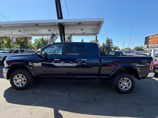 Used 2014 RAM 2500 Laramie w/ Convenience Group AWD/4WD image 3