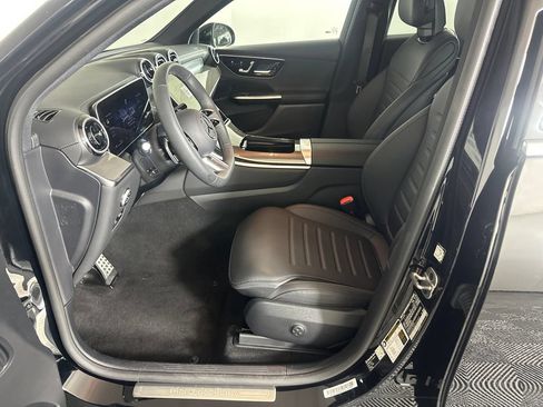 Certified 2026 Mercedes-Benz GLC 300 image 9