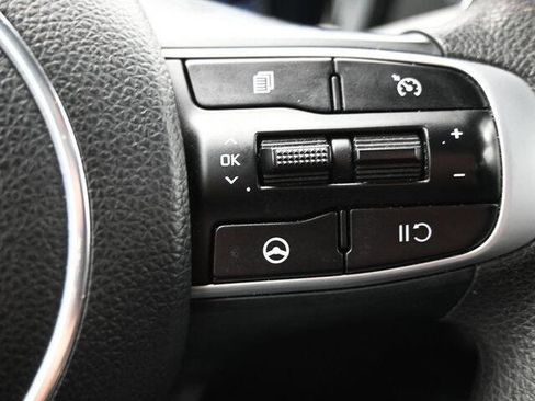 Used 2023 Kia K5 LXS image 19