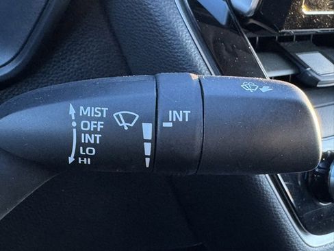 Certified 2021 Toyota Corolla LE w/ Carpet Mat Package (TMS) image 27