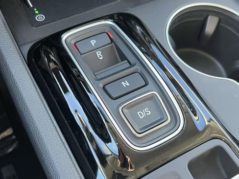 New 2025 Honda Pilot EX-L image 28