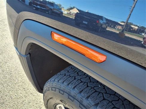 Used 2024 GMC Sierra 2500 Denali Ultimate image 99