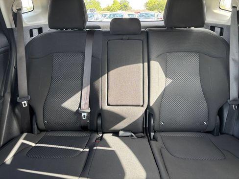 Used 2026 Kia Sportage LX FWD image 38