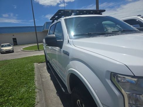 Used 2018 Ford F150 XLT w/ Equipment Group 302A Luxury AWD/4WD image 5