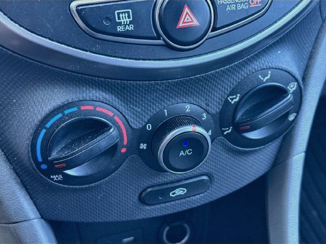 Used 2015 Hyundai Accent GLS w/ Option Group 02 FWD image 9