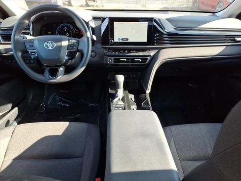 Certified 2025 Toyota Camry LE image 11