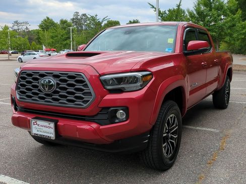 Used 2023 Toyota Tacoma TRD Sport AWD/4WD image 8