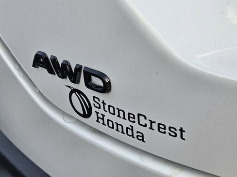 Used 2025 Honda Pilot Sport image 39