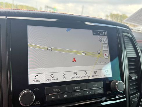 Used 2023 Nissan Titan PRO-4X w/ Pro-4x Convenience Package image 22