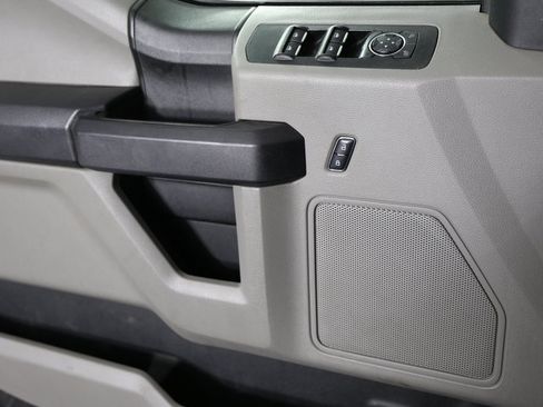 Used 2018 Ford F150 XL w/ Equipment Group 101A Mid image 11