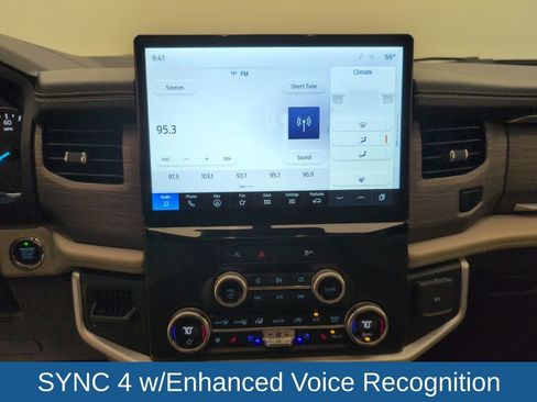 Used 2024 Ford Expedition Limited image 32