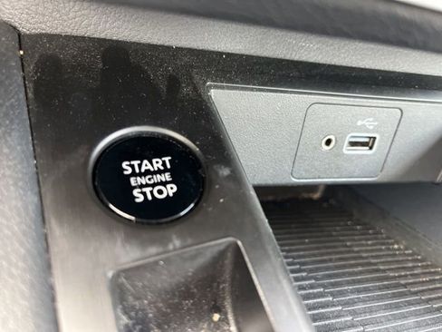 Used 2025 Nissan Kicks S AWD/4WD image 12