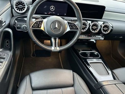 Used 2025 Mercedes-Benz CLA 250 CLA 250 image 18